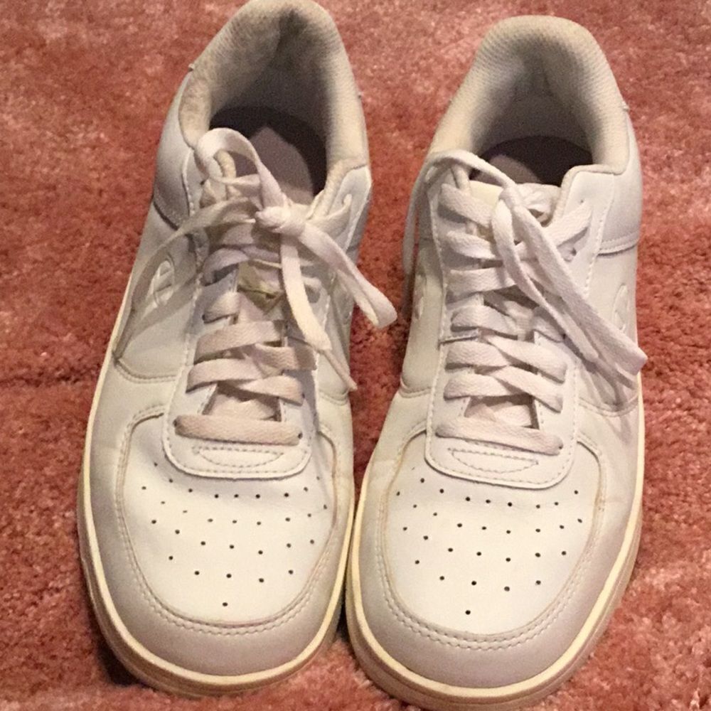 …Men’s vintage dads champion sneakers